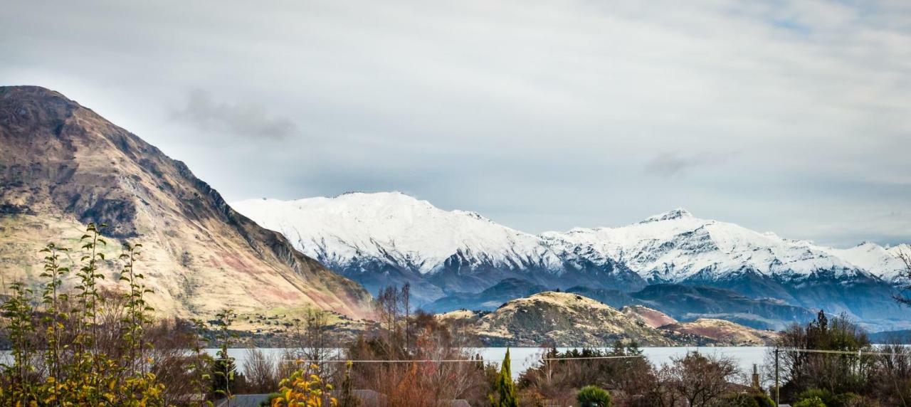 Villa Retro With A View Wanaka Exterior foto